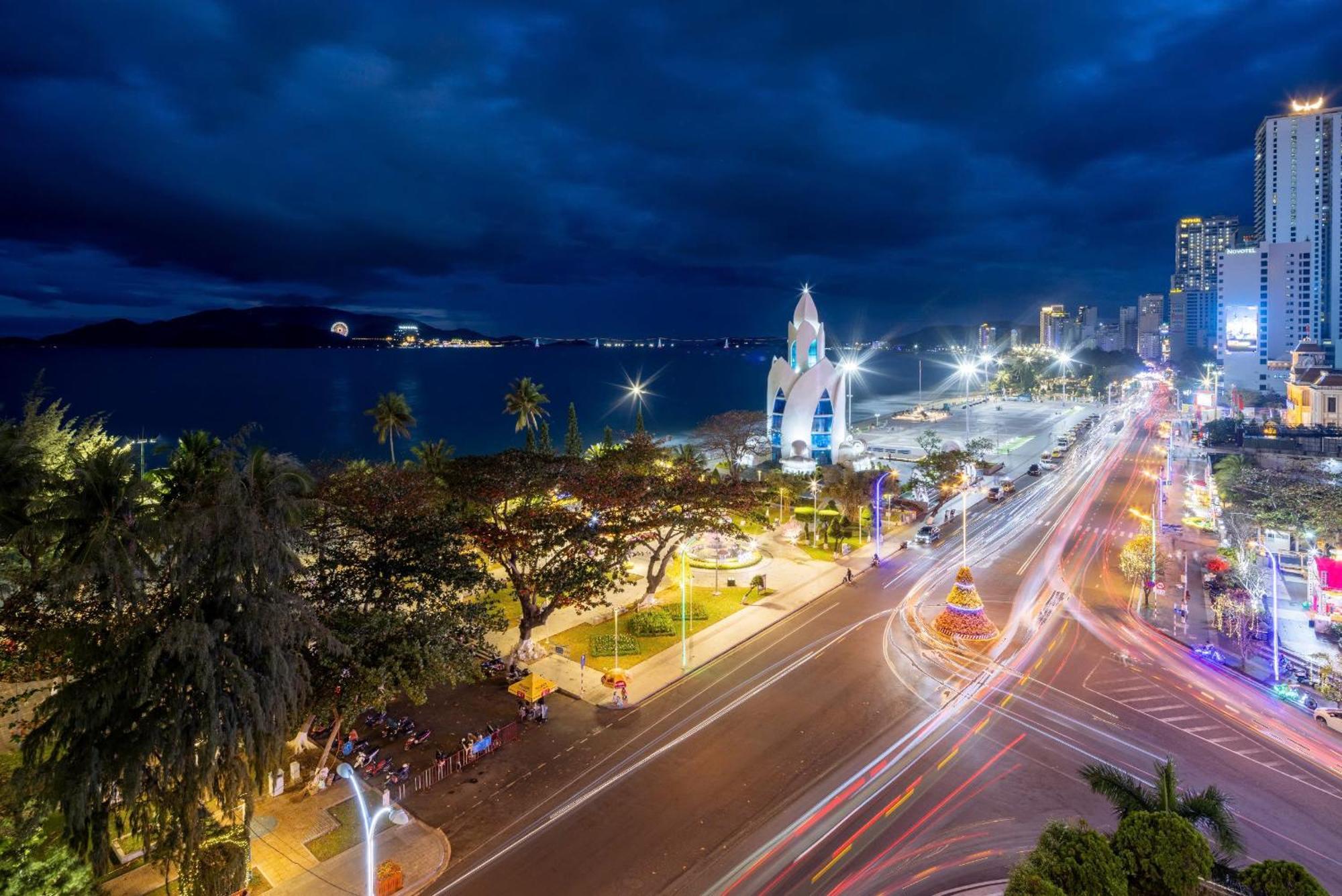 Nha Trang Lodge Hotel Екстер'єр фото